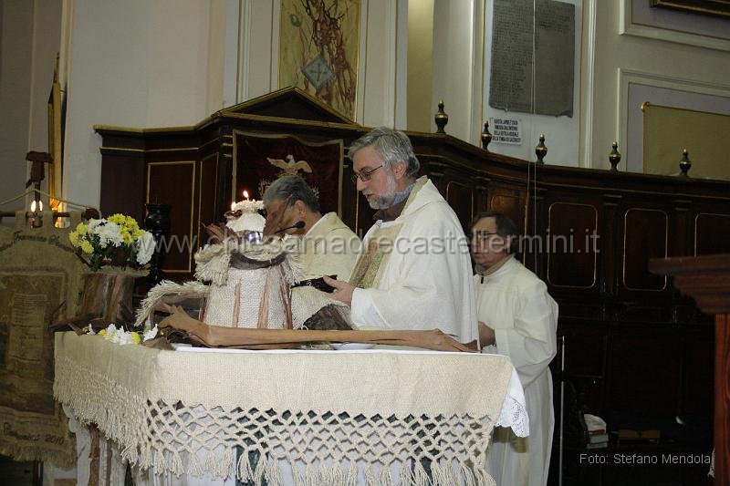 Immagine 204.jpg - 11Gennaio 2010 -  Celebrazione Eucaristica presieduta da padre Calogero Peri, Ofm Cappuccini.